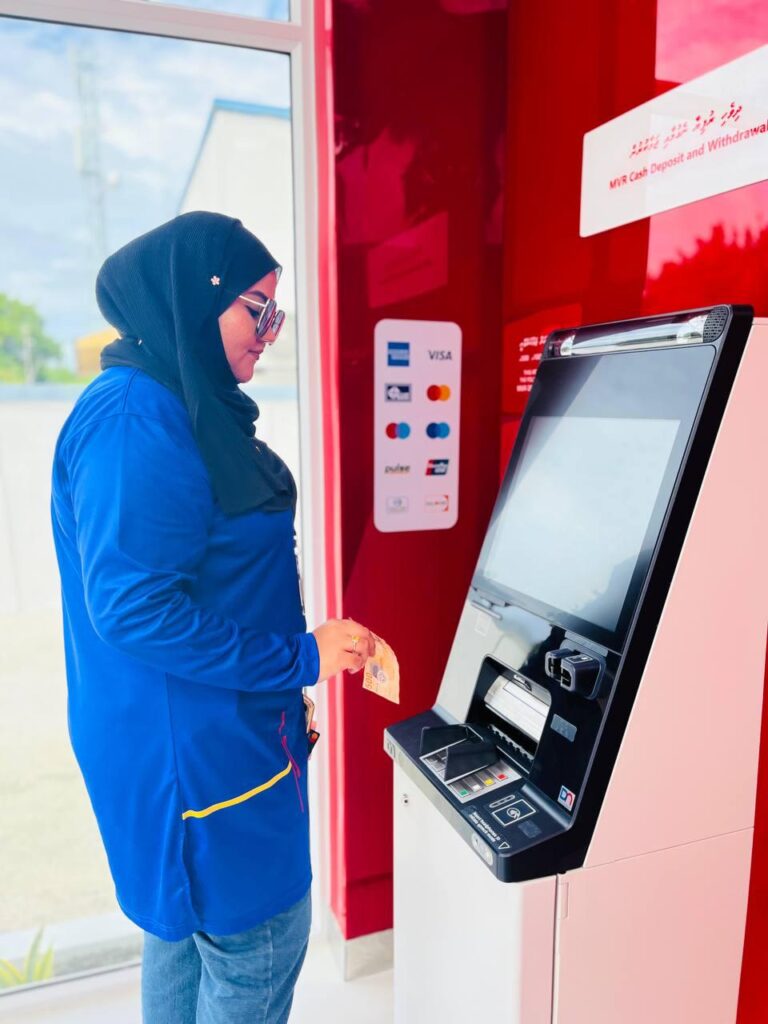 ATM in gulhi island, maldives on budget